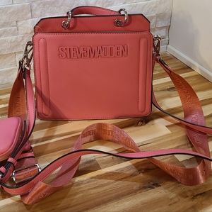 TikTok Steve Madden Pink